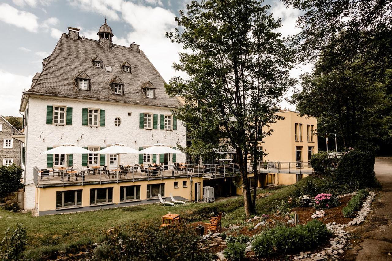 Hotel Gut Landscheid Burscheid Eksteriør billede