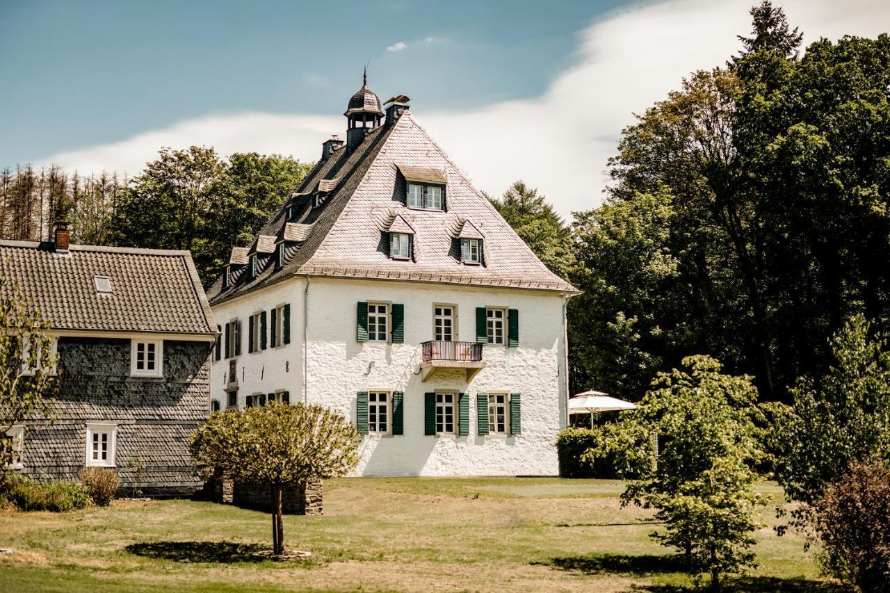 Hotel Gut Landscheid Burscheid Eksteriør billede