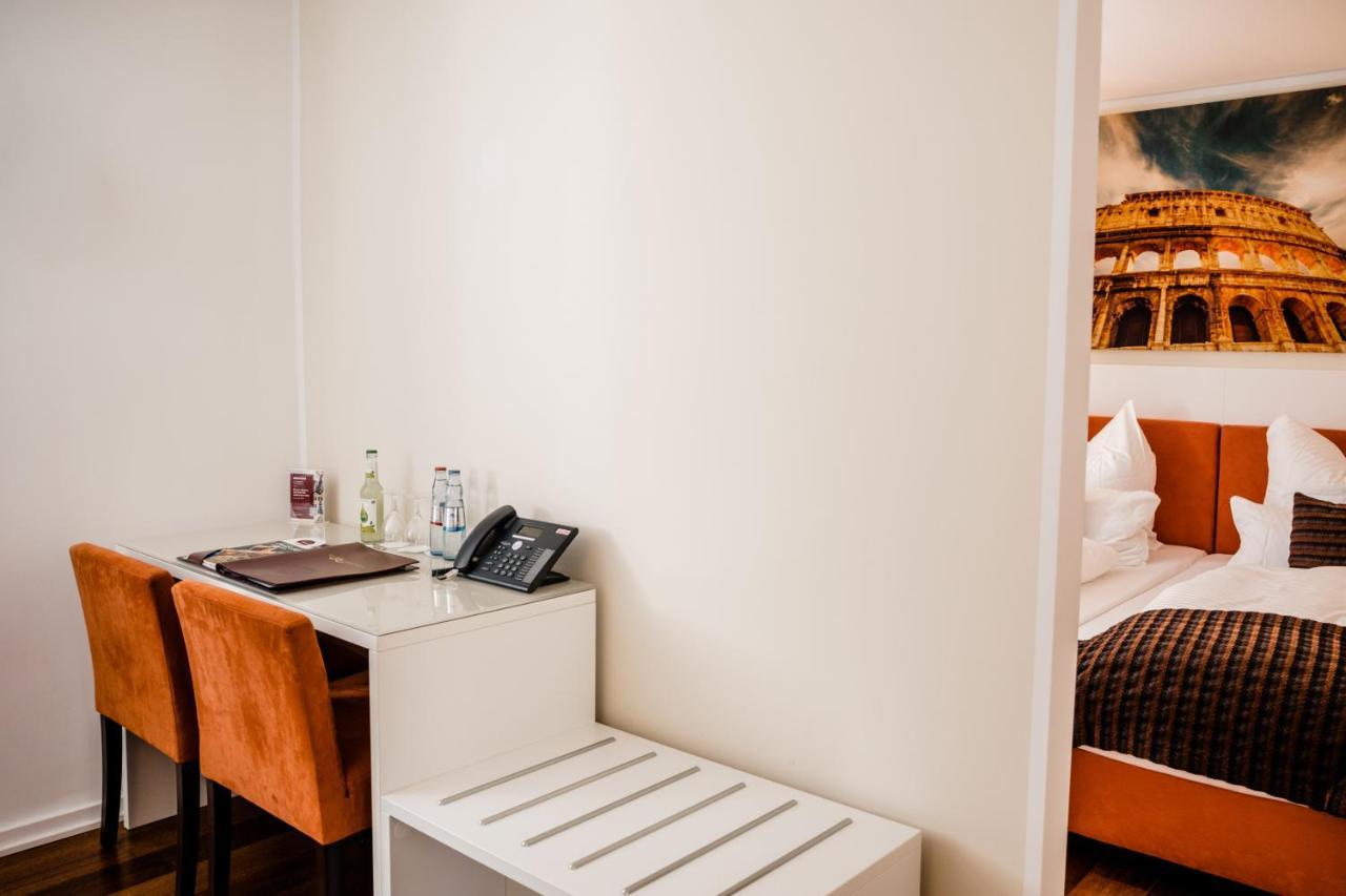 Hotel Gut Landscheid Burscheid Eksteriør billede