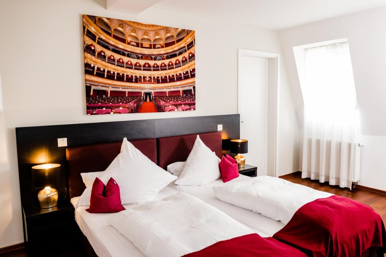 Hotel Gut Landscheid Burscheid Eksteriør billede